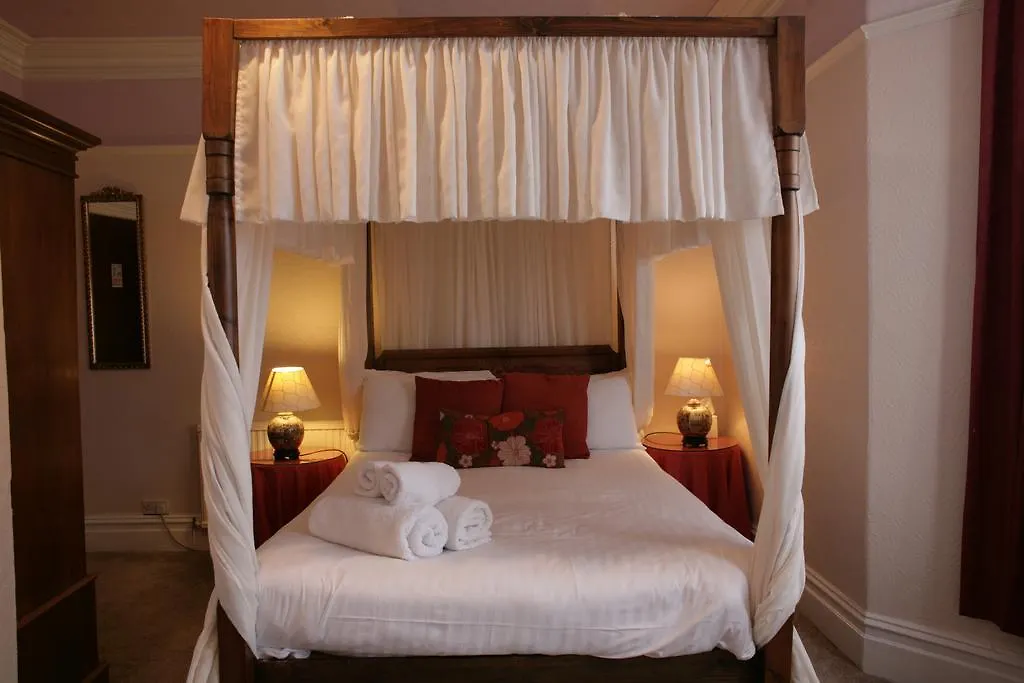 Hamilton Court Hotel Chester