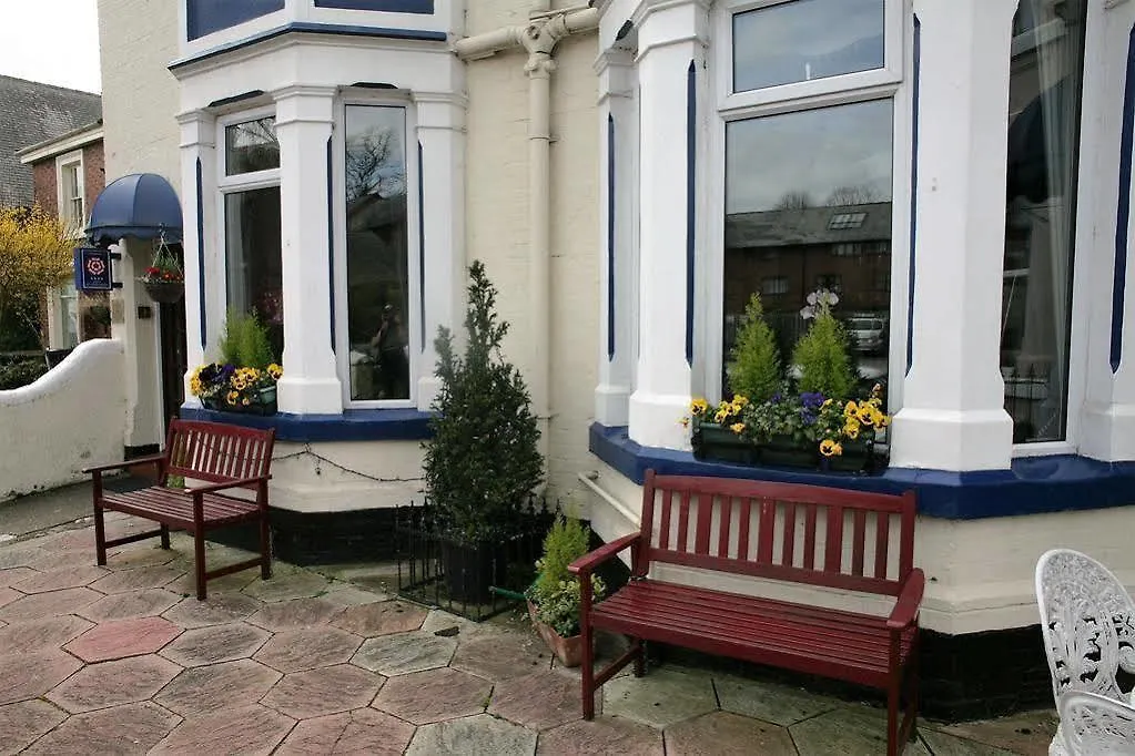 Hamilton Court Hotel Chester 4*,  United Kingdom