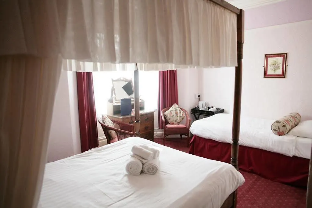 Hamilton Court Hotel Chester