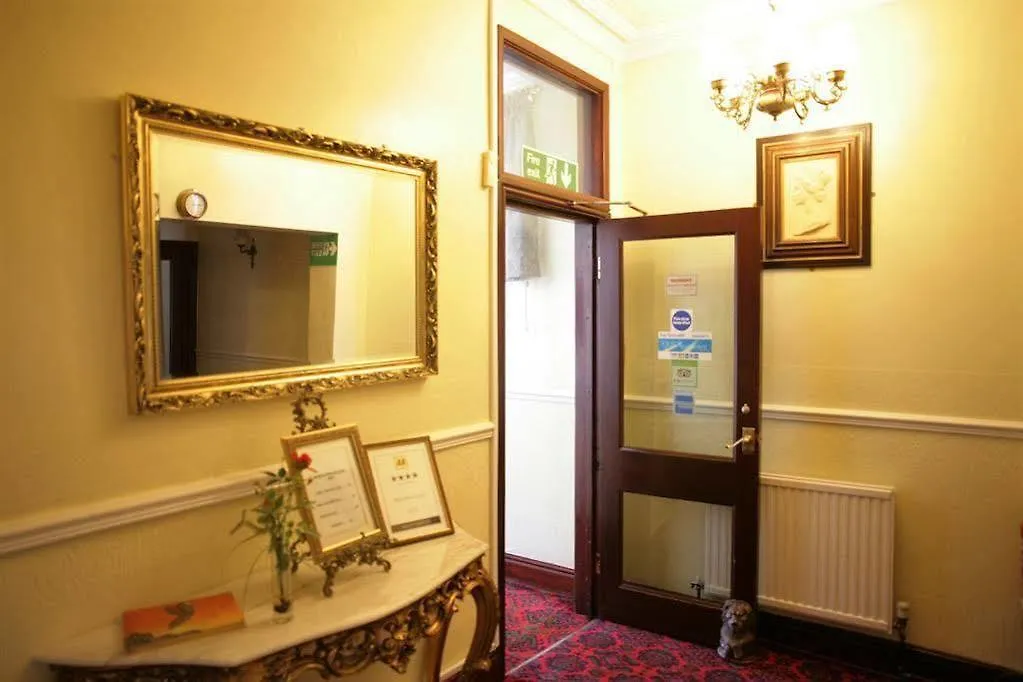 Hamilton Court Hotel Chester